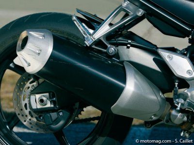 Yamaha 1000 FZ1 : silencieux musical