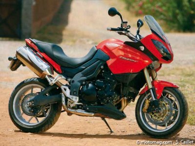 Triumph 1050 Tiger : chargement