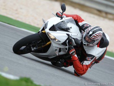Essai Triumph 675 Daytona R : comportement