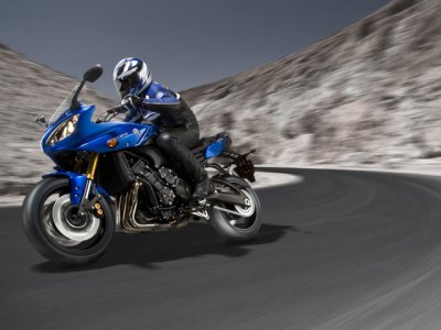 Yamaha FZ8 : comportement en action