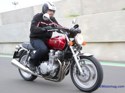 Essai Honda CB1100 : souplesse maxi