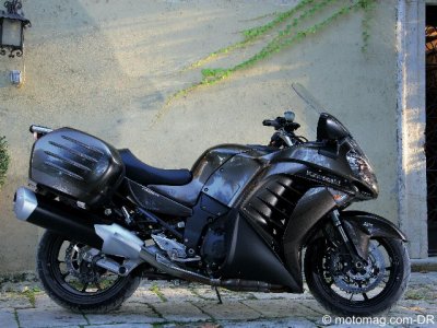Kawasaki GTR 1400 : Esthétique allégée