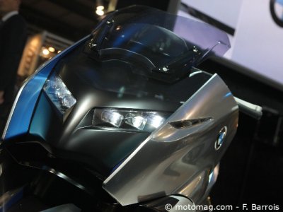 Milan 2010, BMW Concept C : le scooter de Batman ?