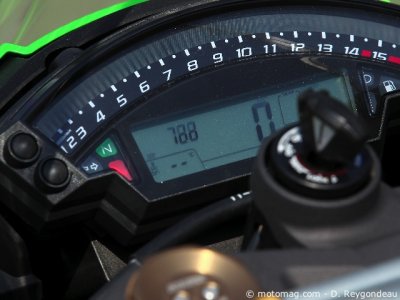 Kawasaki ZX-10R (2011) : tout électronique