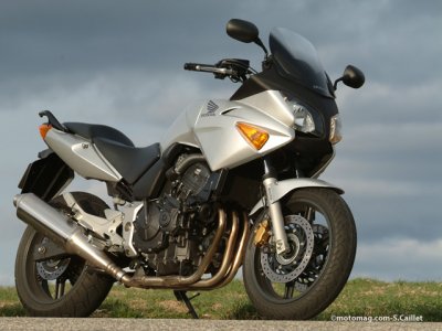 Honda CBF 600S : finition à surveiller