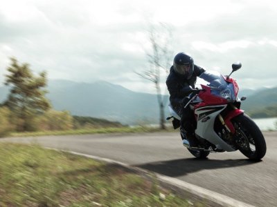 Milan 2010, Honda CBR 600 F : le bon compromis ! ?