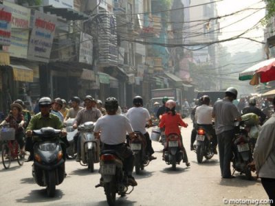 Le Vietnam en minsk : nuage de petits 2 roues