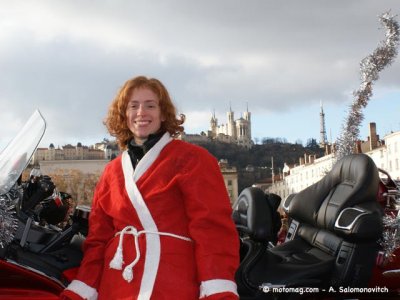 Pères Noël motards à Lyon : Julie, la présidente