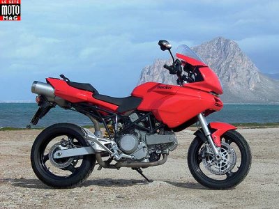 Ducati 620 Multistrada : différences