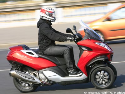 Peugeot Metropolis 400 : confort maxi !