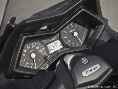 Essai Yamaha T-Max 530 : les compteur