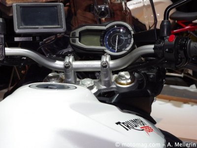 Milan 2010, Triumph Tiger 800 : complet et lisible