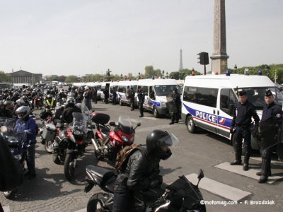 Paris manif FFMC-IDF 11 avril : face à face
