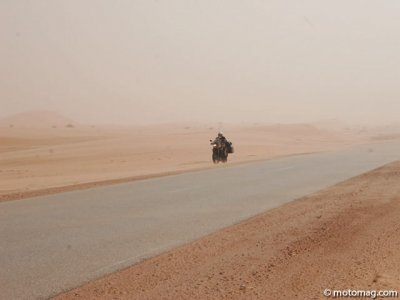 Sahara, la longue route : tempête de sable