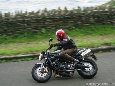 Essai Triumph Street Triple R : pratique ?