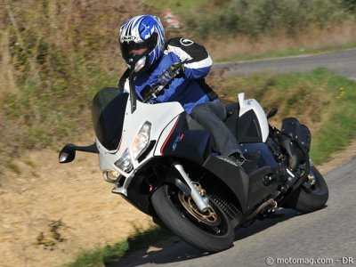 Essai Aprilia 850 SRV : toujours le plus rapide