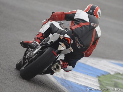 Essai Aprilia RSV4-R : précision excellente