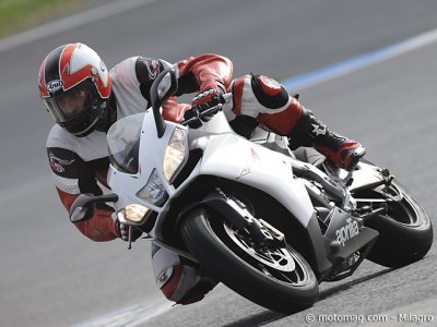 Essai Aprilia RSV4-R : rageur, le 4-pattes !