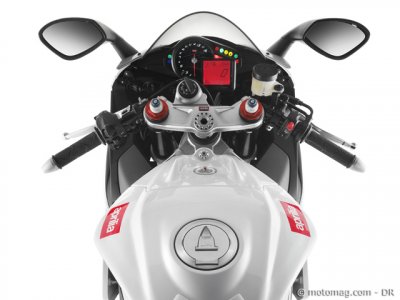 Essai Aprilia RSV4-R : à bord