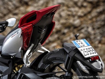 Essai MV Agusta 800 Rivale : postérieur original