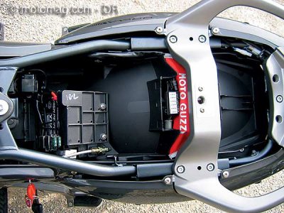 Guzzi Breva V 1100 : planque pour antivol