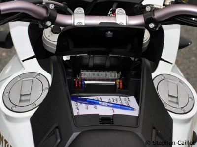KTM 990 Adventure : à portée de main