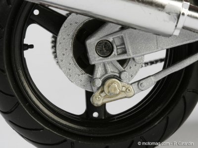 Hayabusa miniature : frein arrière