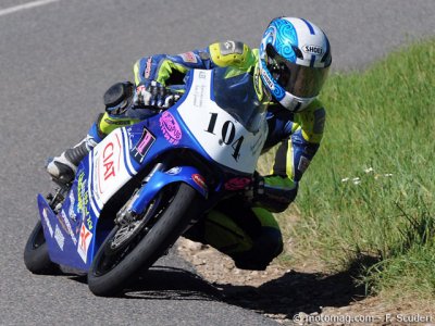 Course de côte à Marlhes : champion de France 125