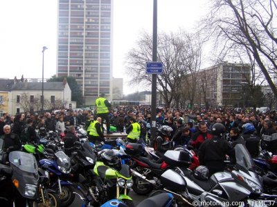 Manif 13 mars Tours : 3500 motards mobilisés, énorme !