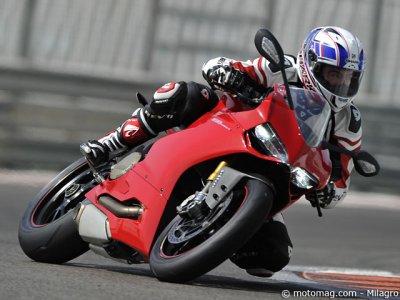 Essai Ducati 1199 Panigale S : twin de 195 ch !