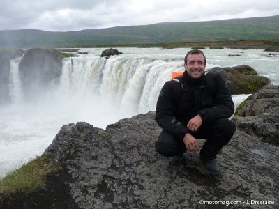 L’Islande à moto : la « chute des dieux »