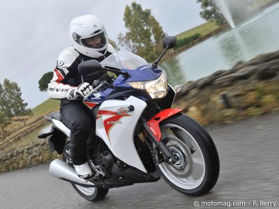 Essai Honda CBR 250 R : sport GT 1/4 de litre