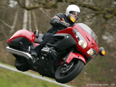 Essai Honda 1800 F6B : pour « jeunes décalés »