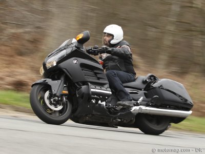 Essai Honda 1800 F6B : très bonne agilité