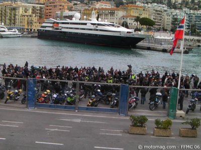 Manif moto Antibes/Nice (06) : photo de famille
