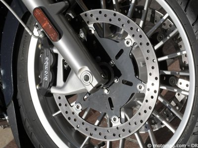 Moto Guzzi 1400 California : fini le freinage couplé