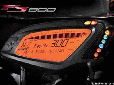 MV Augusta F3 800 : compteur