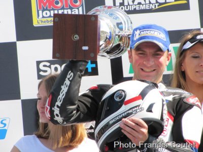 SBK Le Vigeant : le sourire du vainqueur