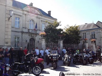Manifestations dans le Loiret : devant la sous-préfecture