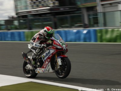 WSBK Magny-Cours : Guigliano dans le top 5