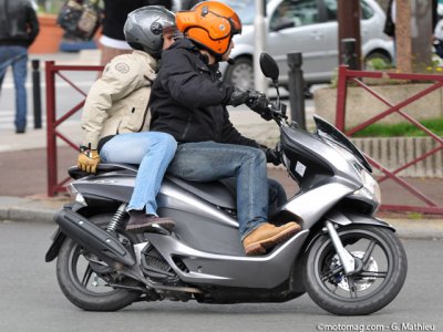 Honda PCX 125 : apte au duo