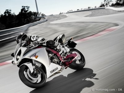 Yamaha R1 2009 : inspiré de la M1