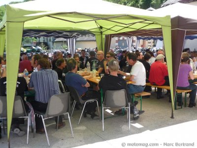 British Bikes Days : repas (presque) à la fraiche