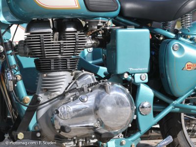 500 Enfield-Watsonian : moteur de caractère