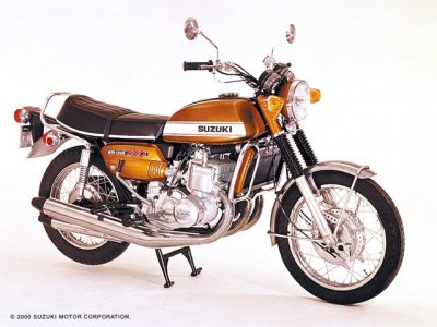 Rouler à l’eau : Suzuki GT 750 1971