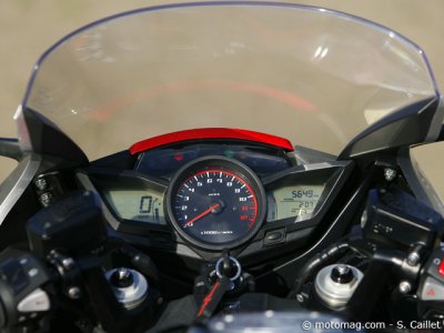 Essai Honda VFR 1200 F : tableau de bord