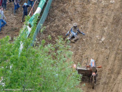 GP side-car cross : mauvaise pente