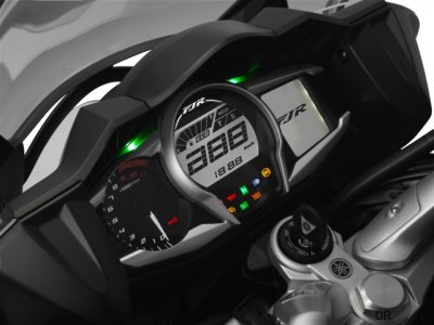 Yamaha FJR 1300 A : tableau de bord