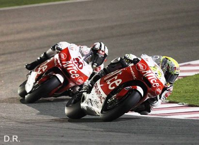GP Qatar : Stoner seul avec sa Ducat’