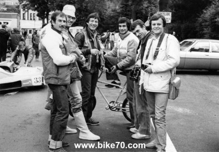 Groupe de photographes en 1981
